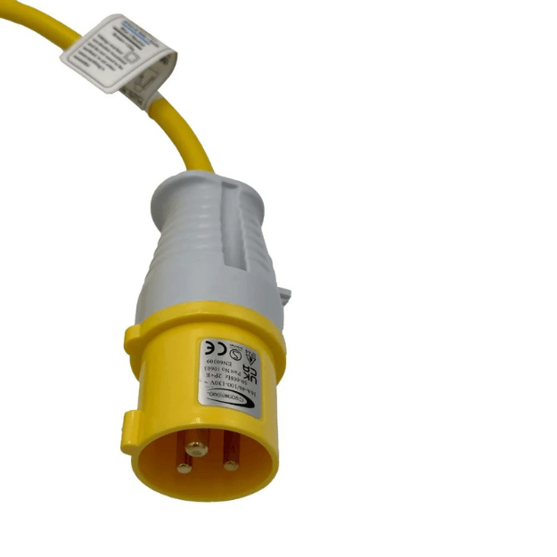 CONNEXION ELECTRICAL 2.50mm 16A Plug and Coupler - IP44, 110V, 50-60Hz, 10802