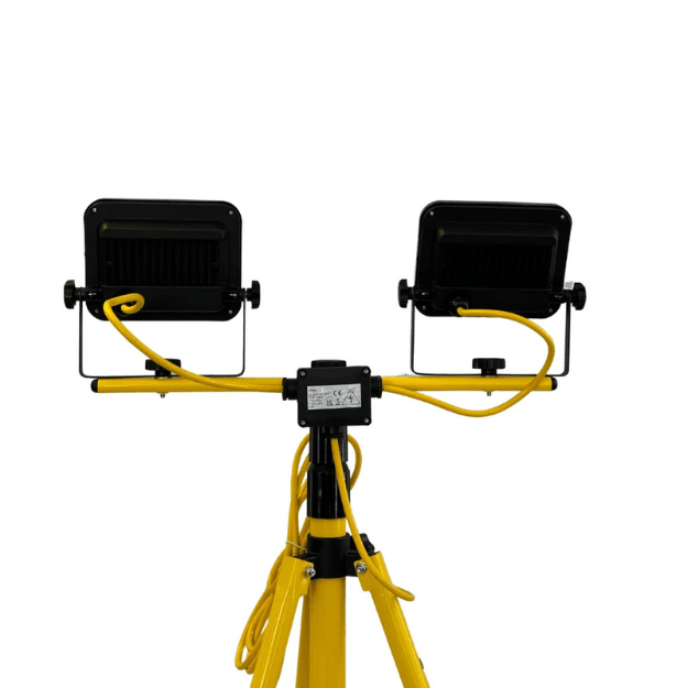 CONNEXION ELECTRICAL 2x20W LED Telescopic Tripod Light - IP44, 110V, 10914