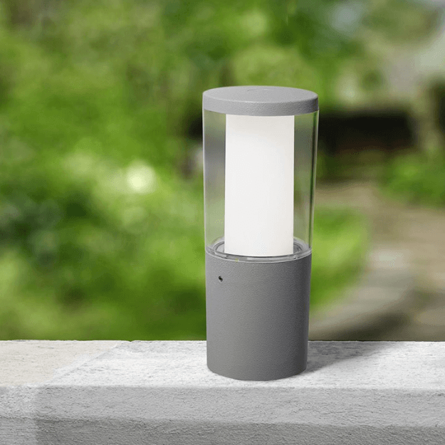 Fumagalli Carlo 250 Settable CCT LED Bollard Light Product Installed