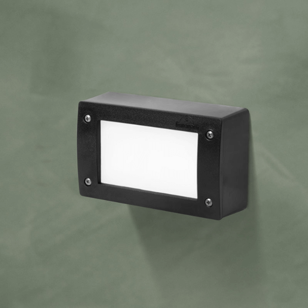 Fumagalli EXTRALETI 200 Settable CCT LED Brick Light Product Installed