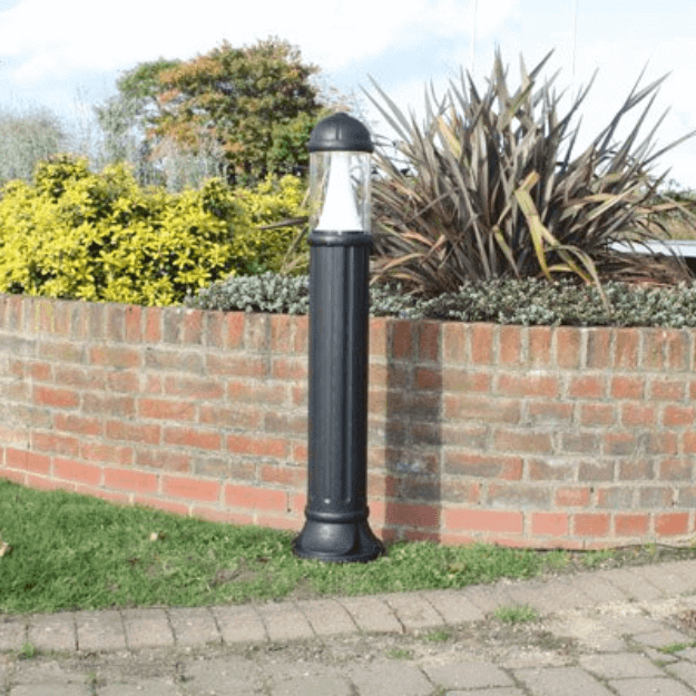 Fumagalli SAURO 1100 Settable CCT LED Bollard Light Product Installed